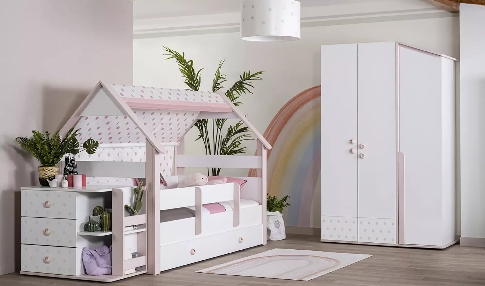 Montessori Pink Çocuk Odası