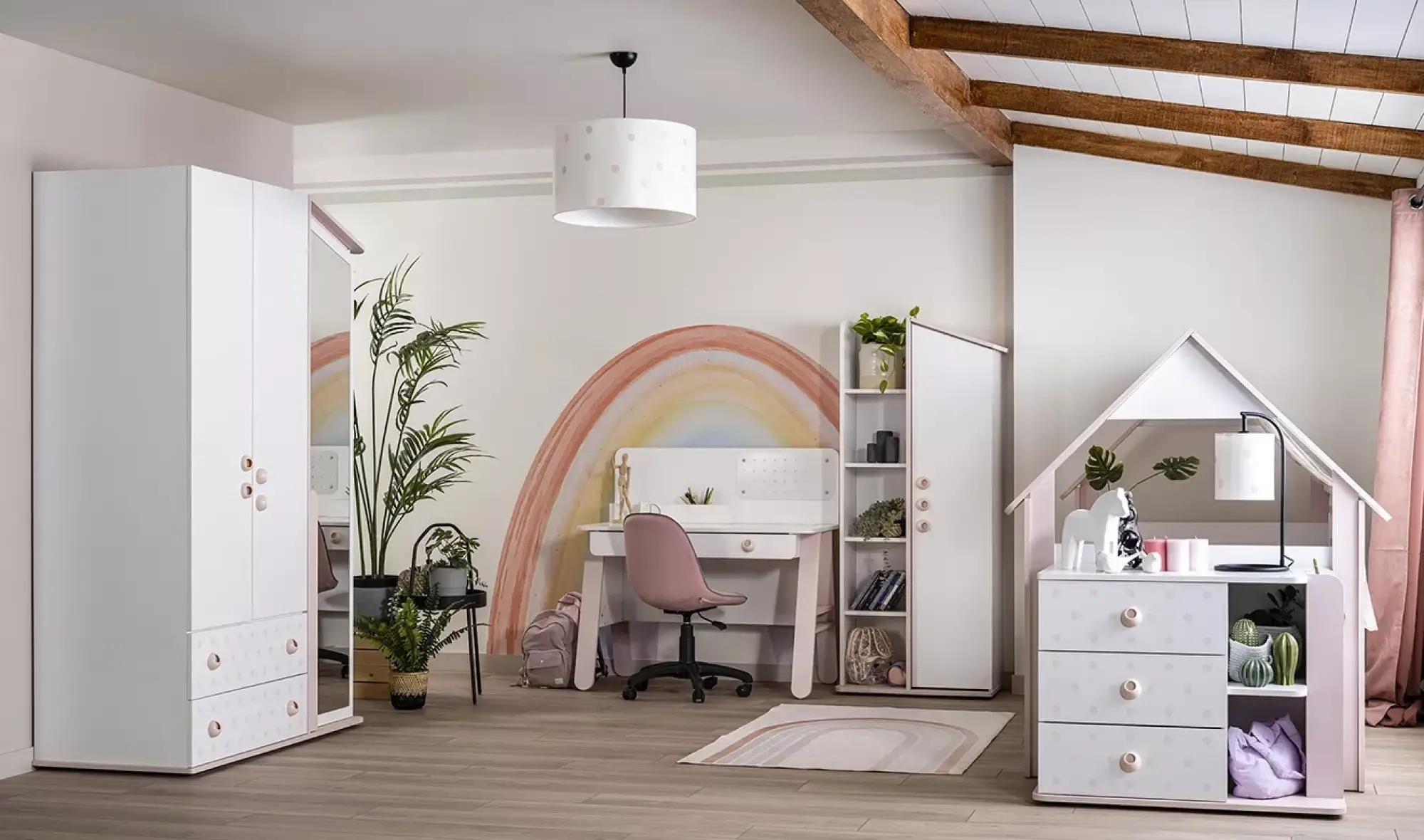 Montessori Pink Çocuk Odası