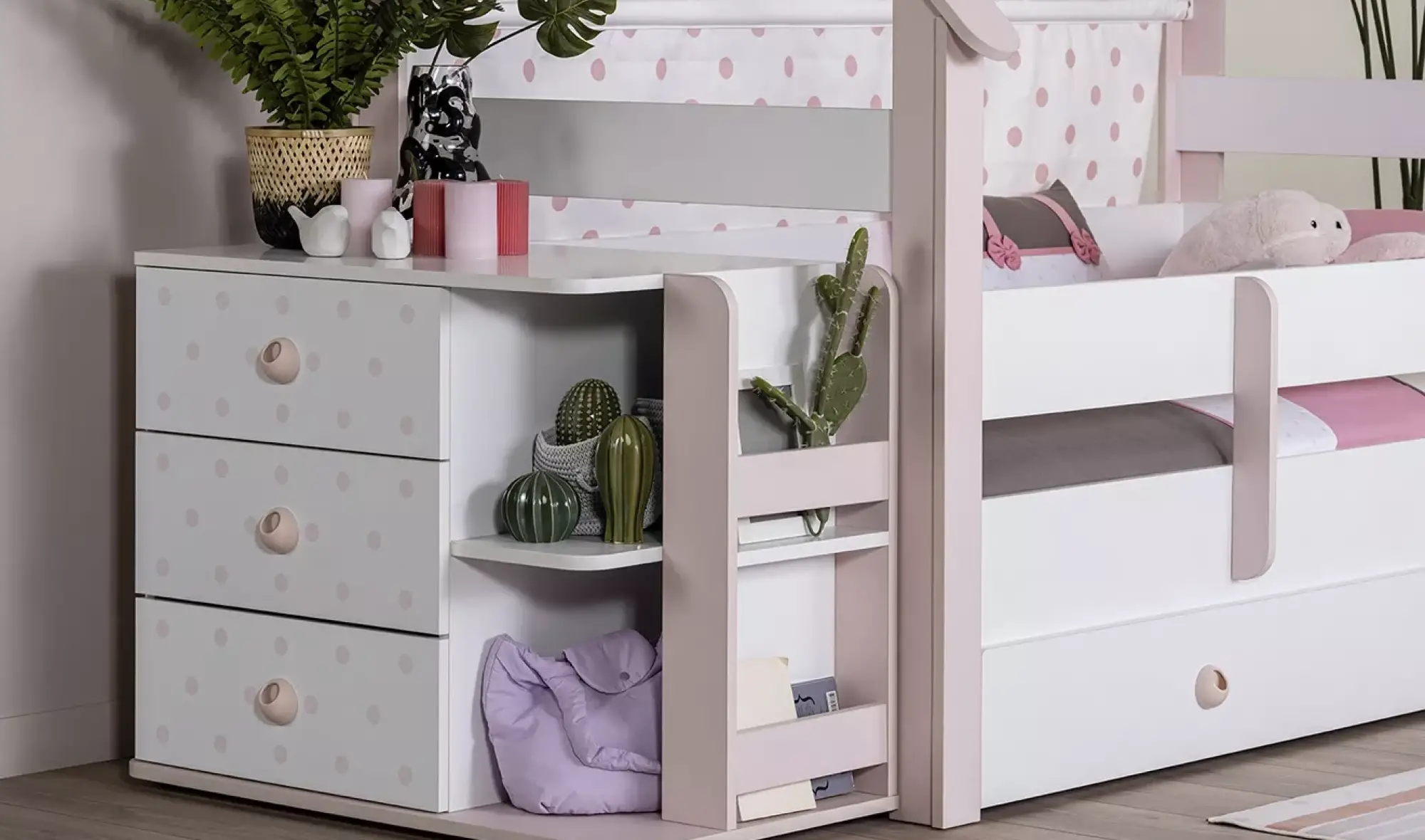 Montessori Pink Şifonyer