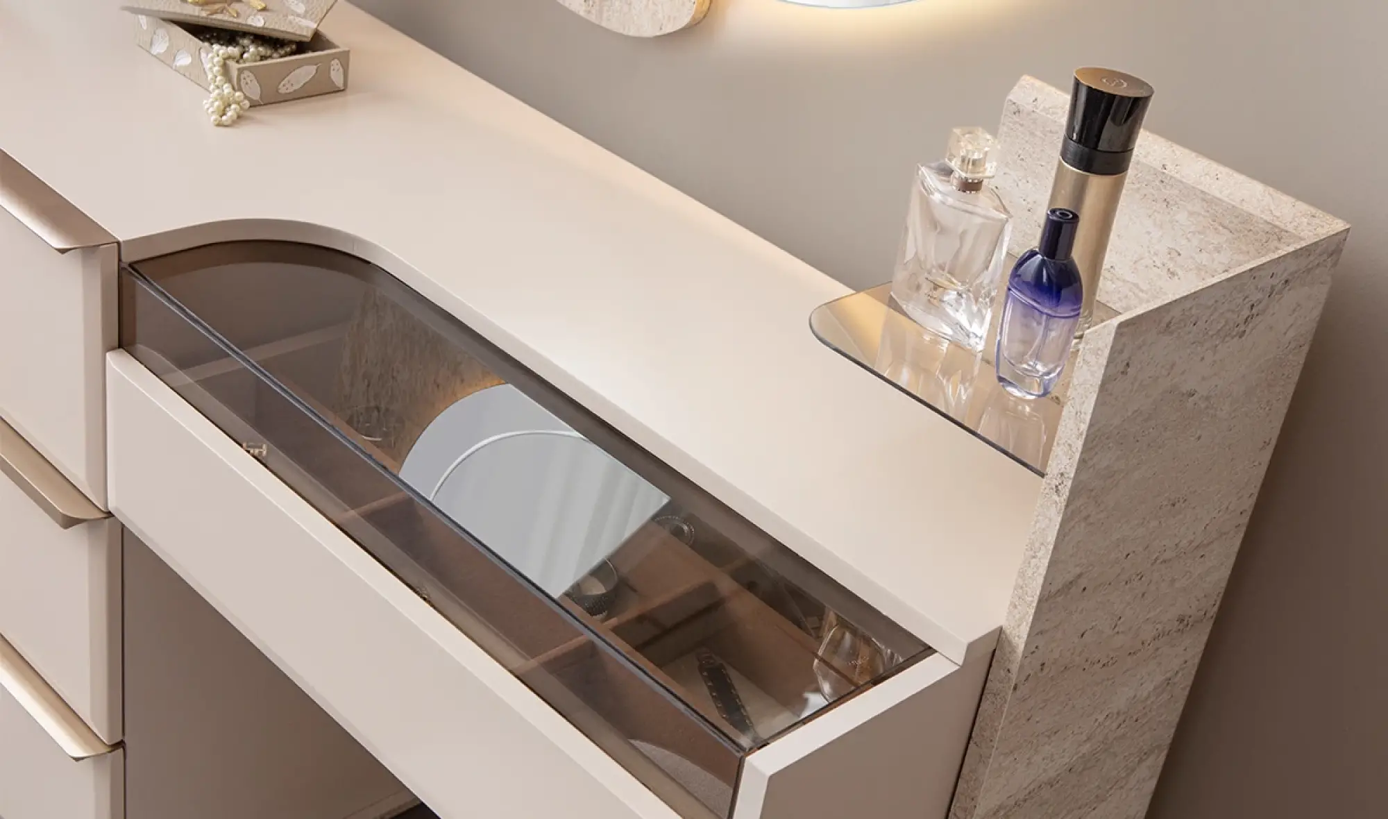 Nova Şifonyer ve Ayna