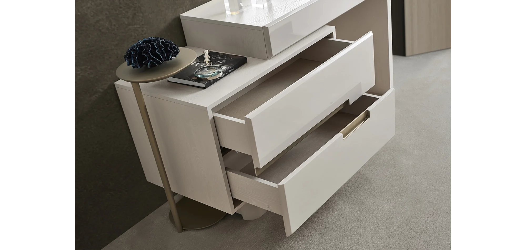 Yasmin Şifonyer Aynası