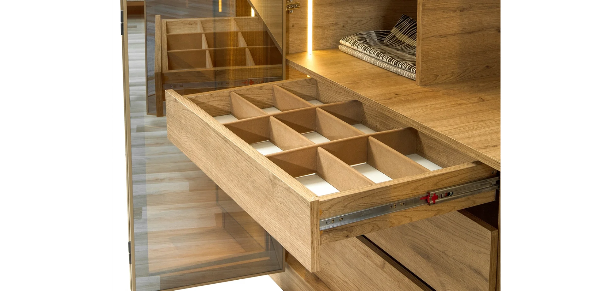 Eravelle Dolap 6 Kapılı