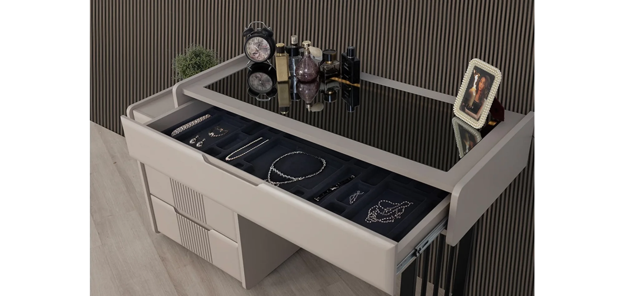 Amity Makyaj Masası ve Ayna