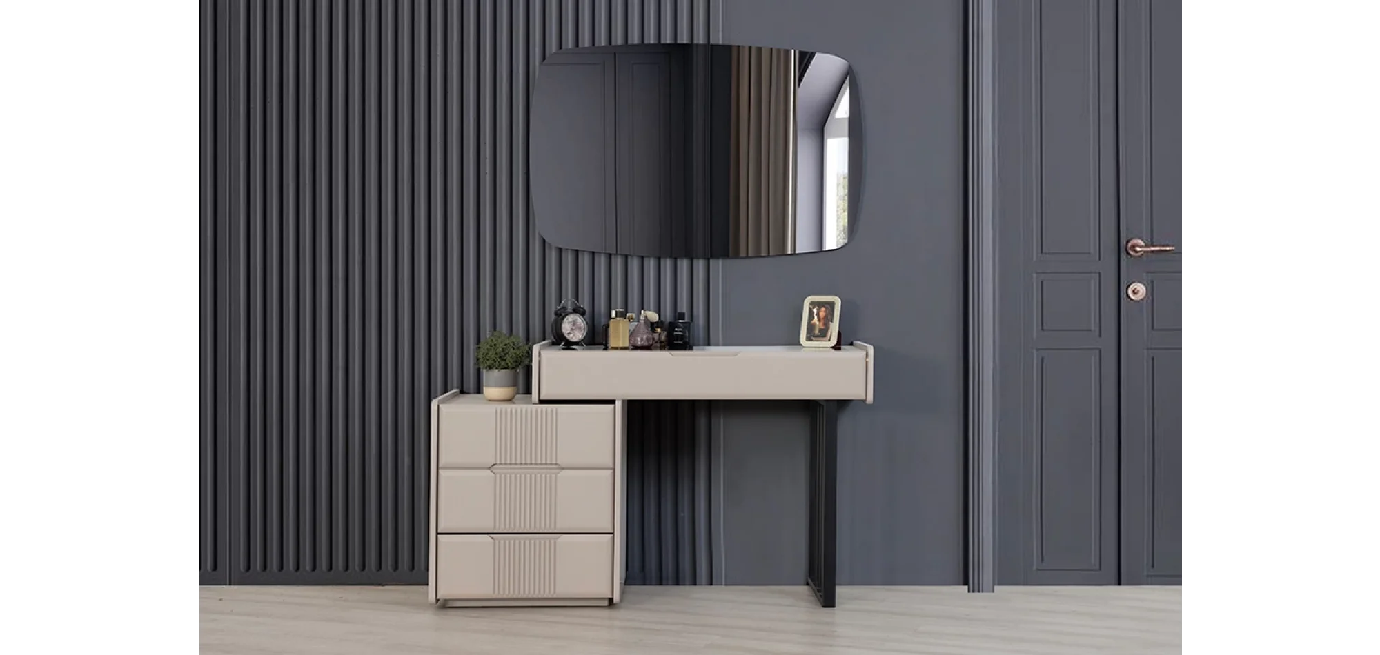 Amity Makyaj Masası ve Ayna