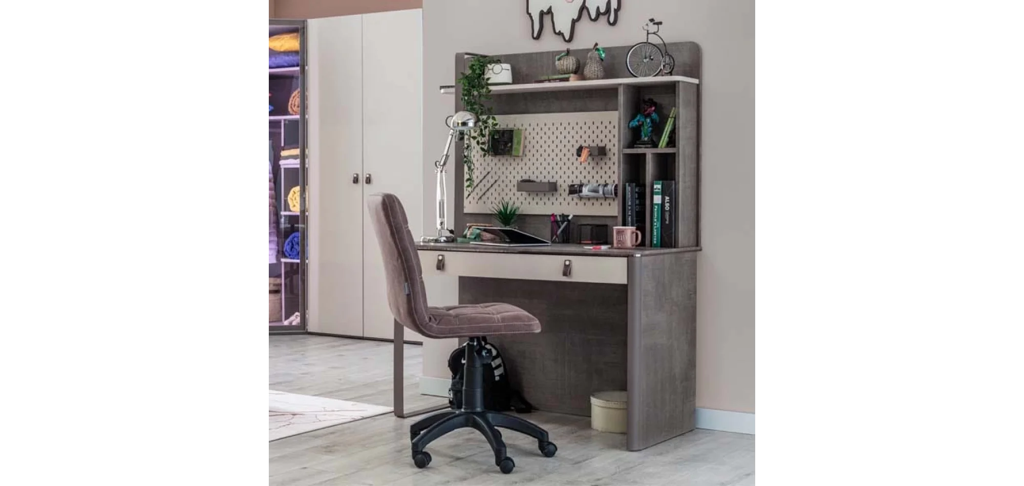 Aura Çalışma Masası ve Ünite