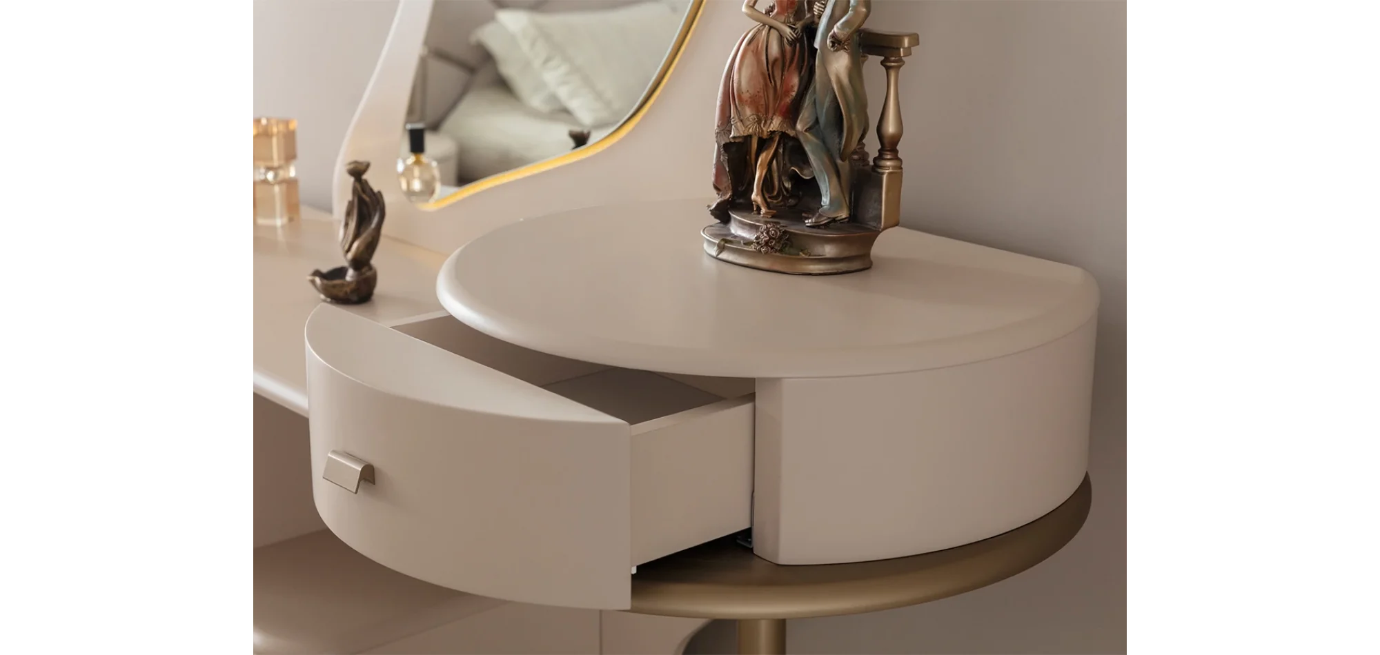 Floransa Şifonyer (Aynalı) + puf