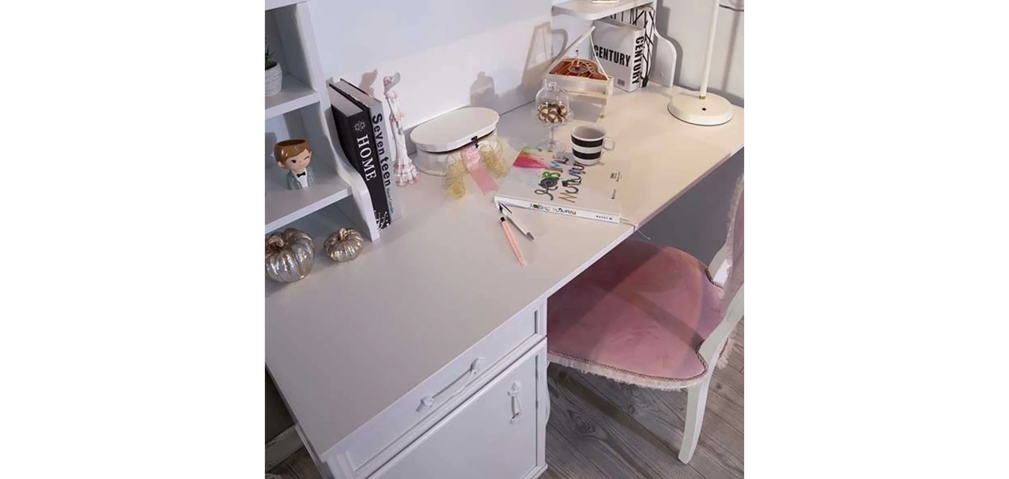 Isabella Çalışma Masası