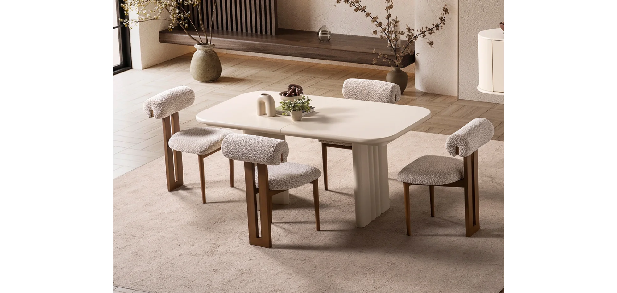 Lova Lake Yemek Masası