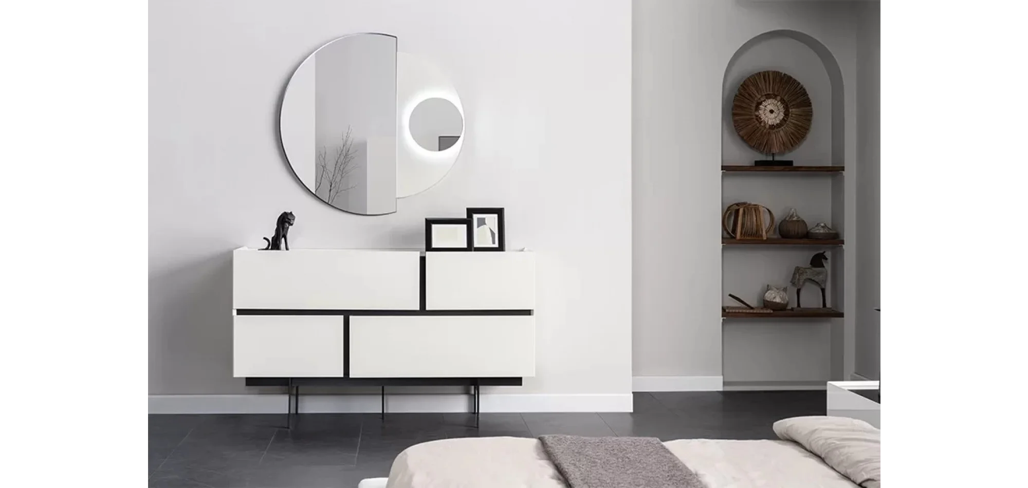 Pavlina Şifonyer Ayna