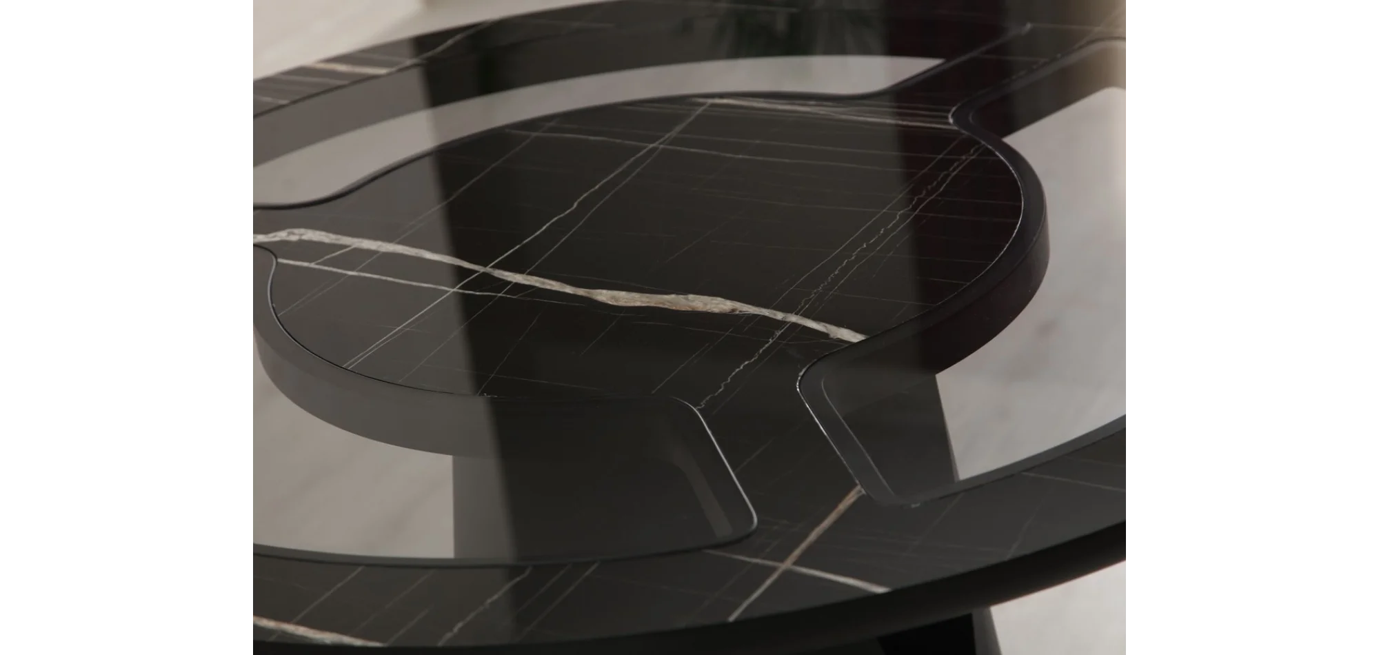 TH-Star Masa Yuvarlak Masa