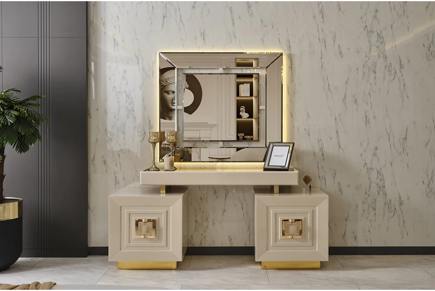 Petra Şifonyer ve Ayna