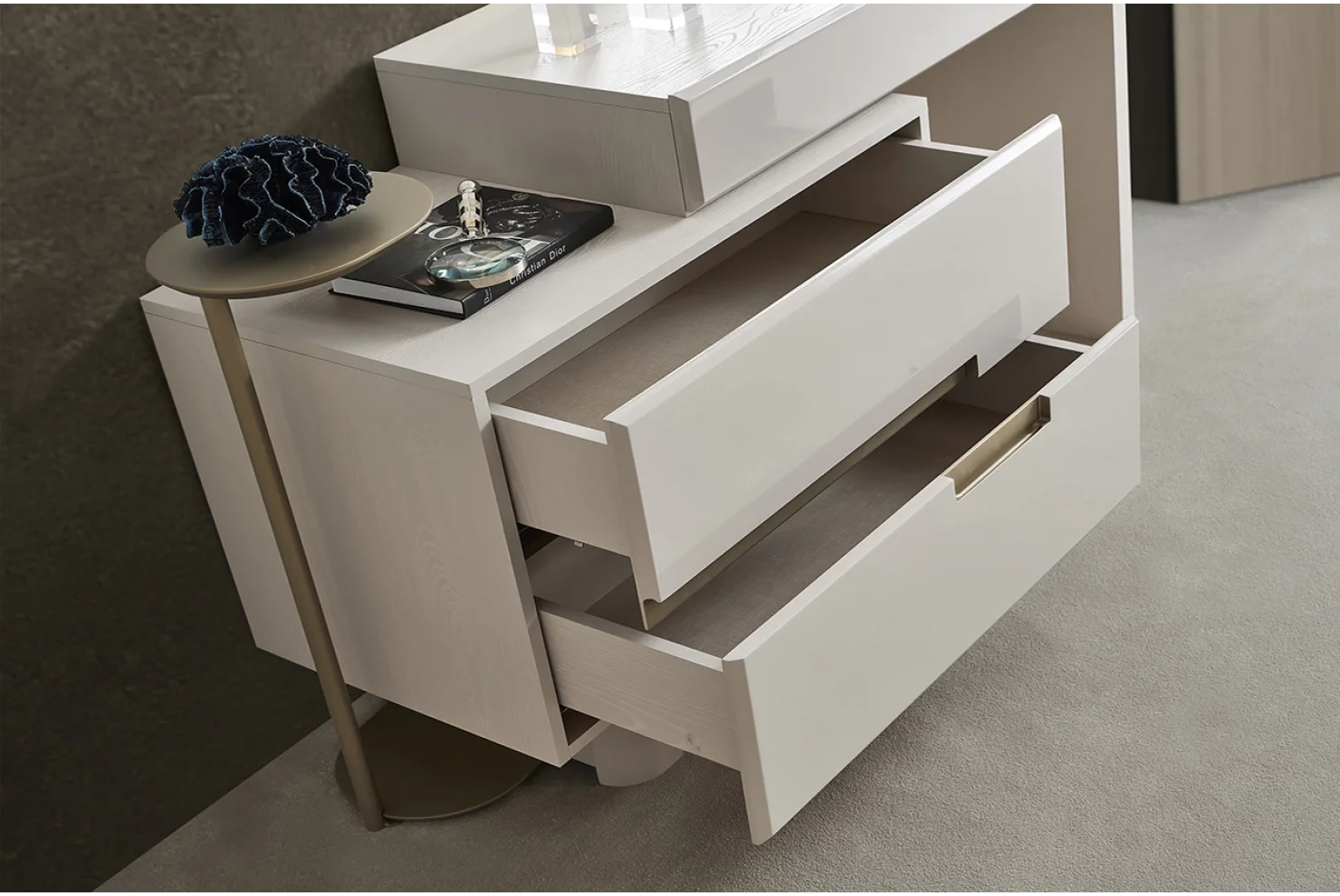 Yasmin Şifonyer Aynası