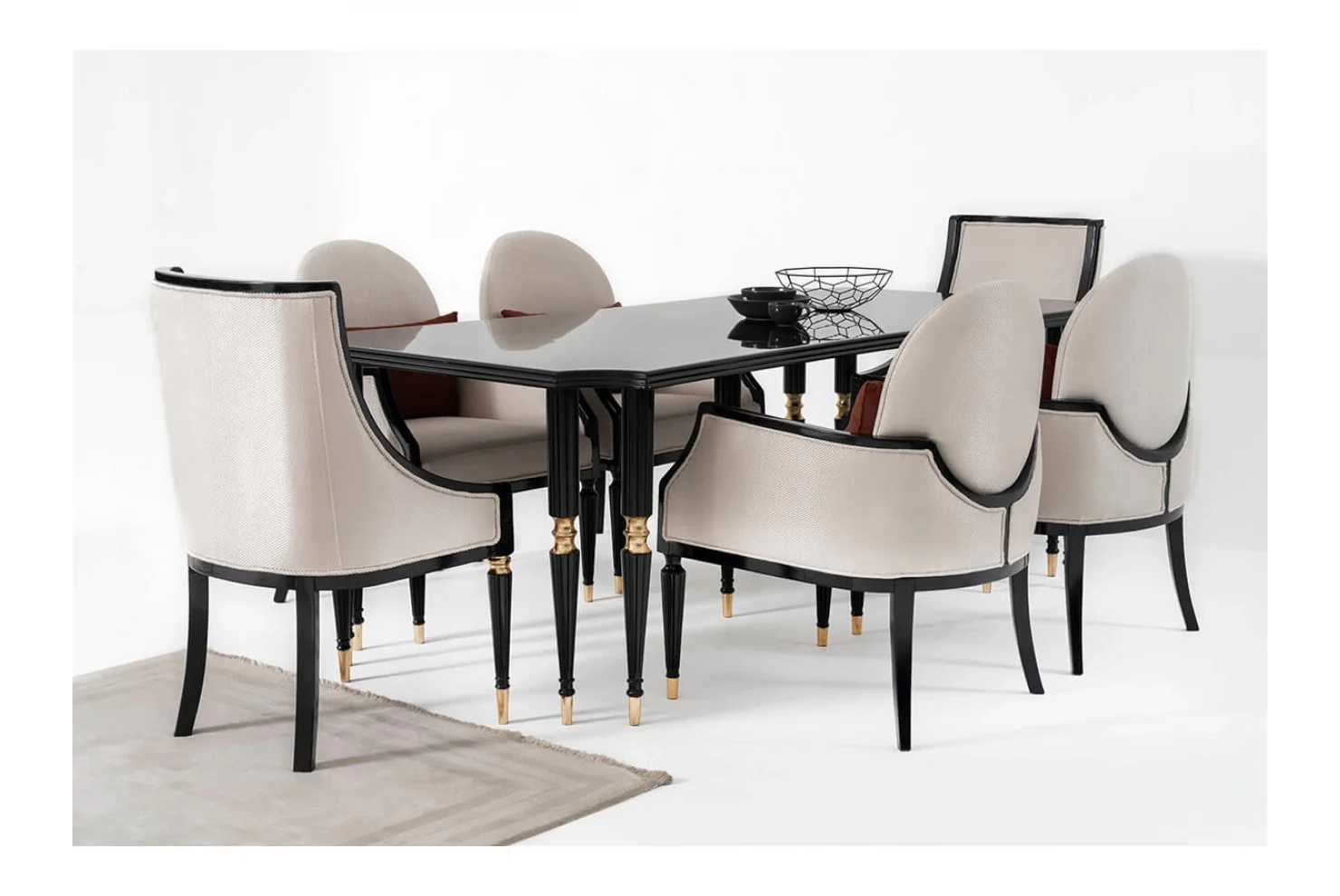 Harmonia Yemek Odası Takımı