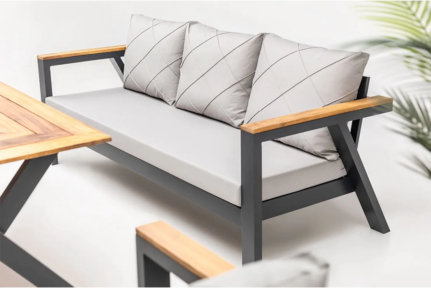 LOTUS OTURMA GRUBU ALÜMİNYUM 3+1+1+Masa