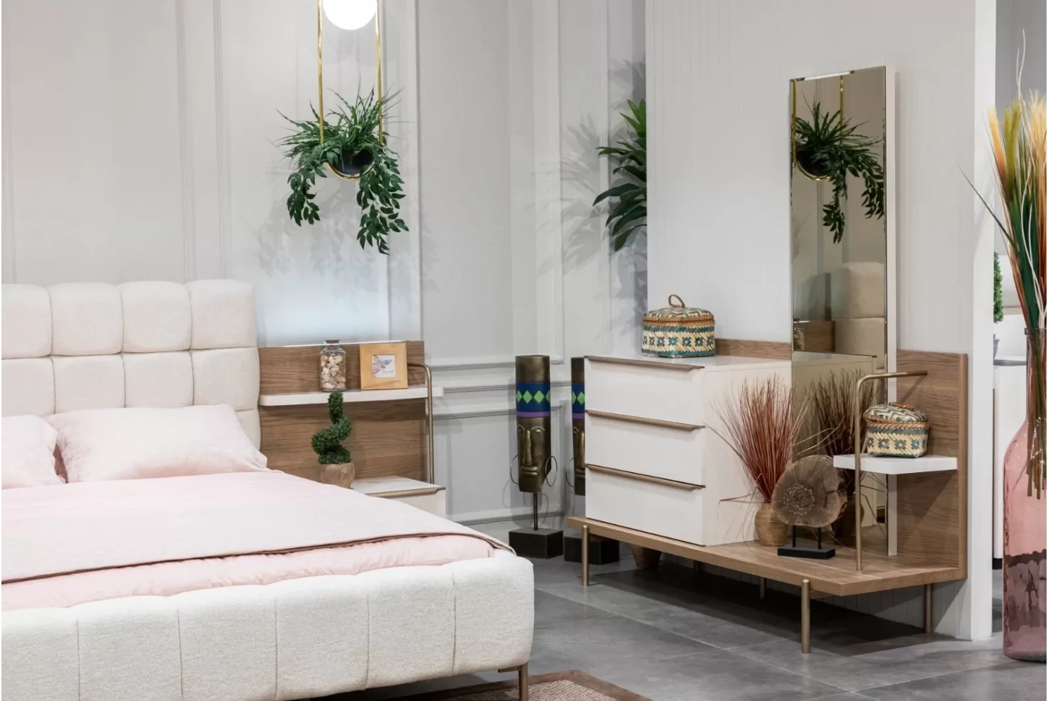 Meise Şifonyer ve Ayna (G,139-Y,86-D,50