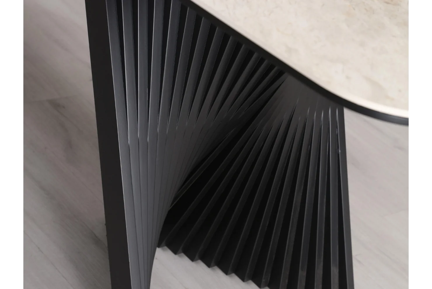 TH-Mazu Masa Seramik Masa