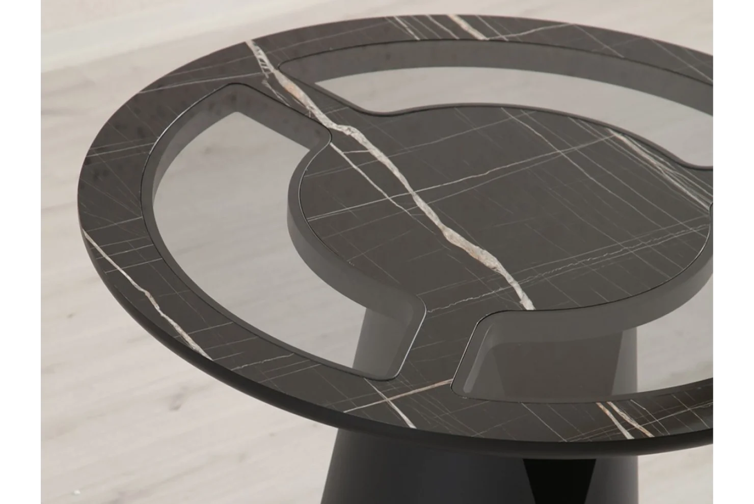 TH-Star Masa Yuvarlak Masa