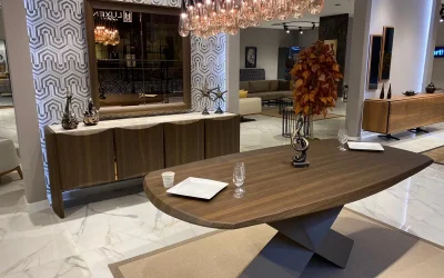 Moncada Yemek Masası