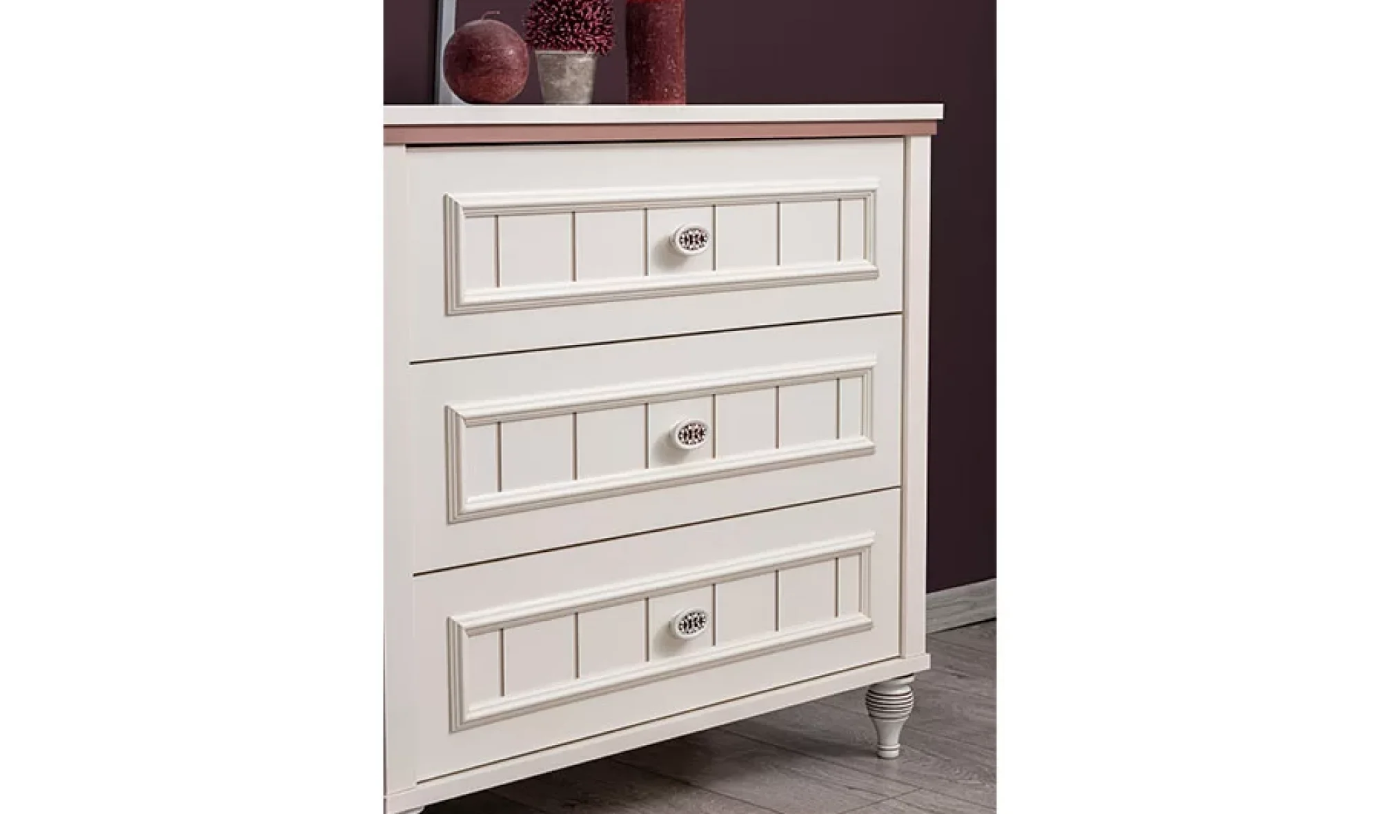 Ezgi Genç Şifonyer