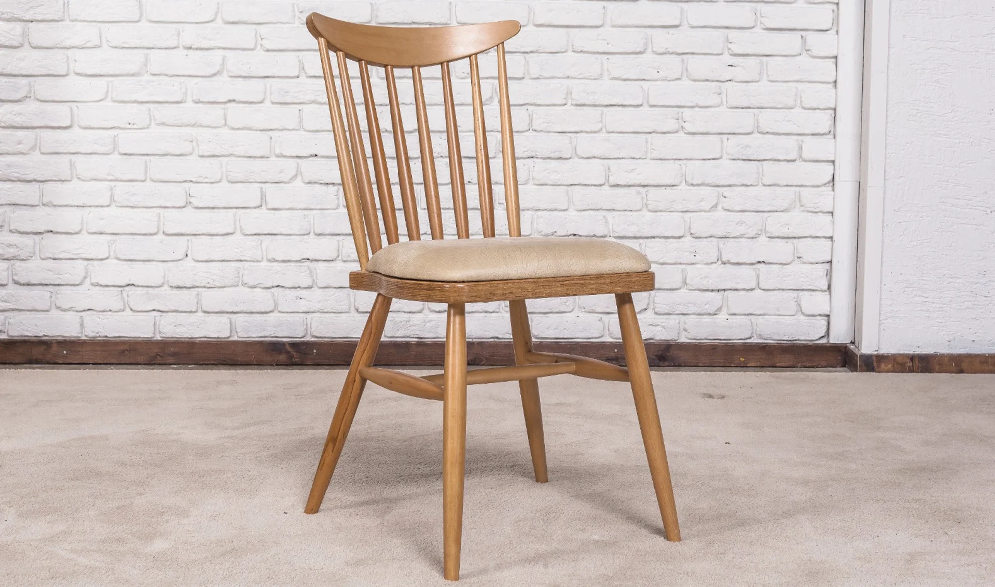 Minimal Masa Takımı