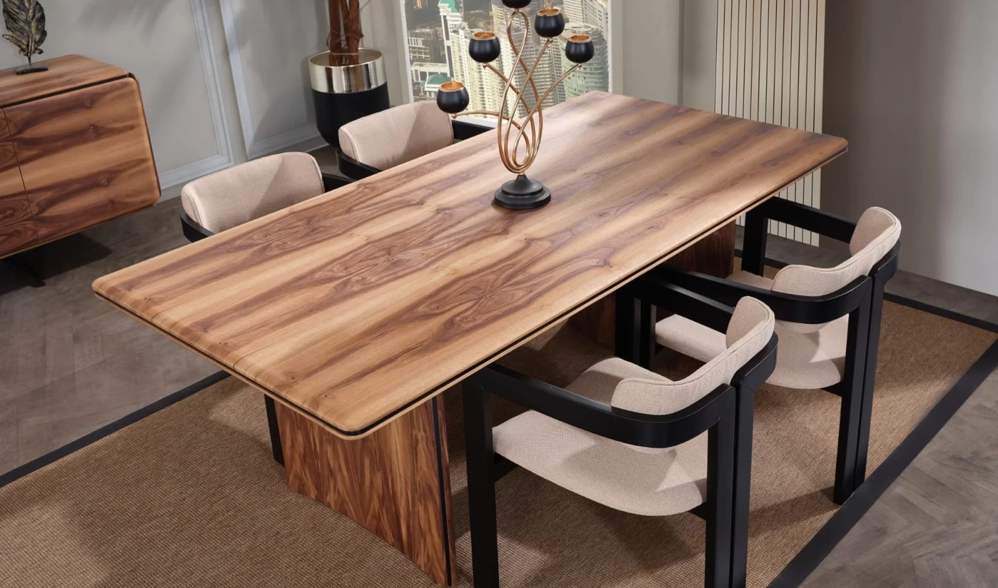 Embalse Yemek Masası