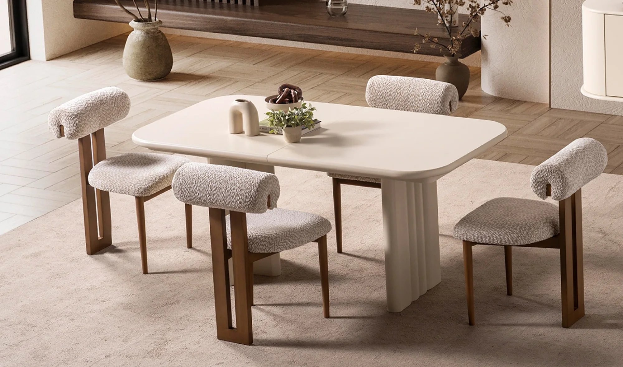 Lova Lake Yemek Masası