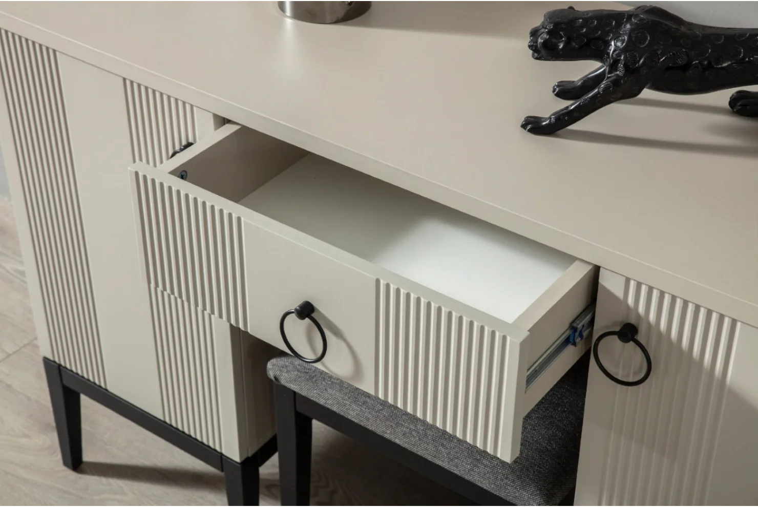 Metis Yatak Odası Takımı