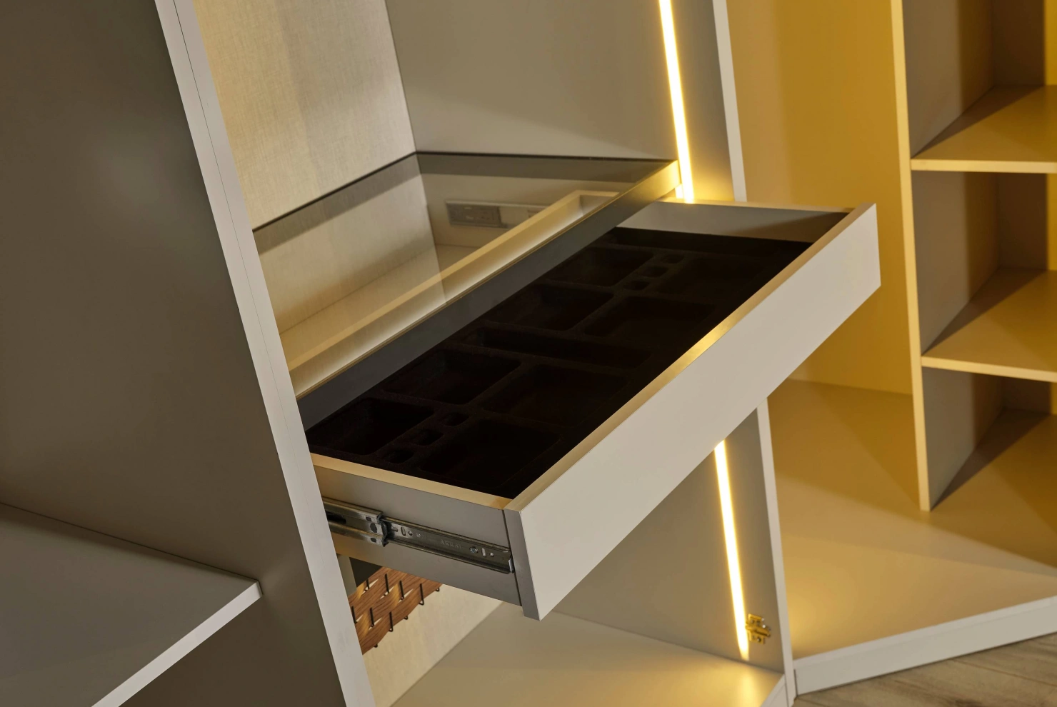 Obsidian Giyinme Odası