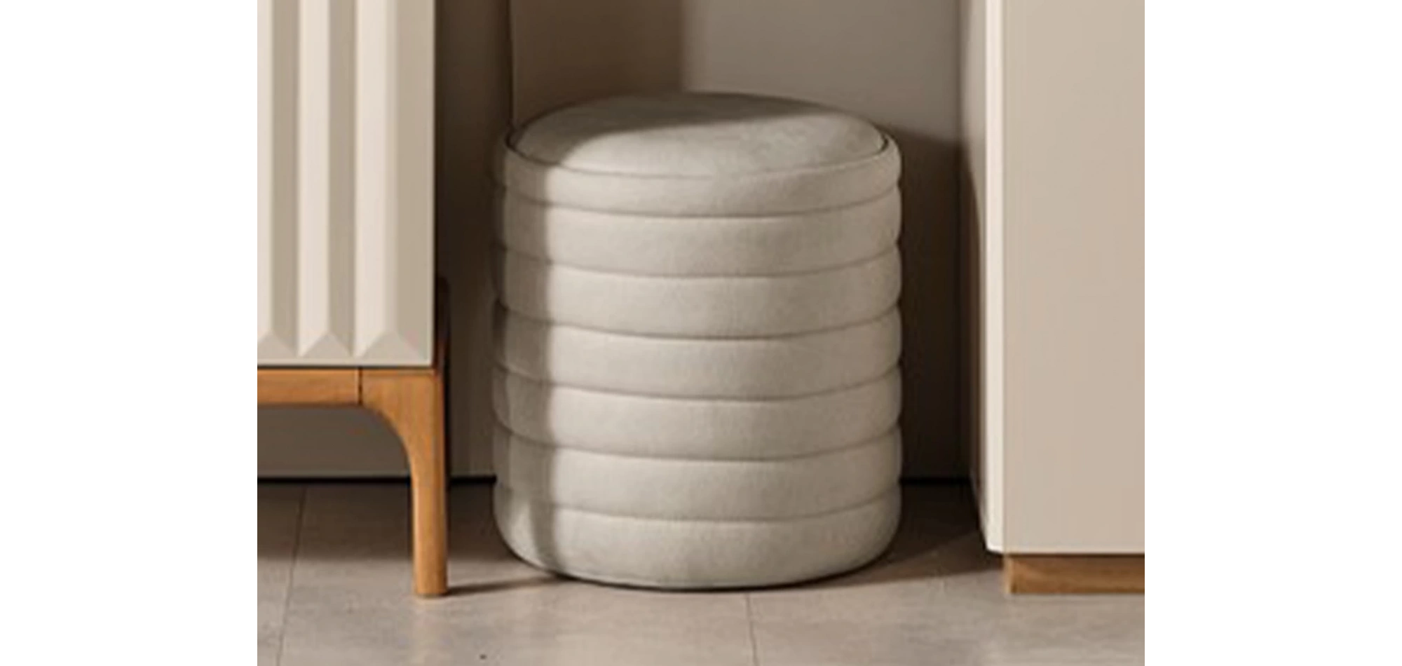 Lorvella Şifonyer Puf