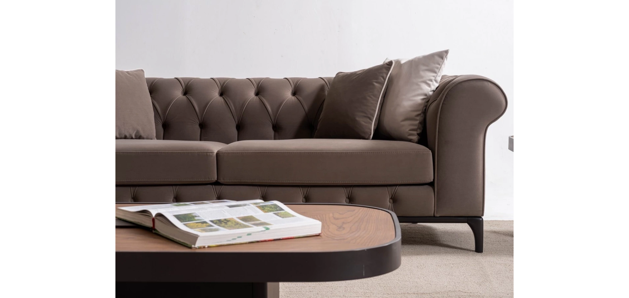 Solviera Üçlü Koltuk (Kapitoneli)