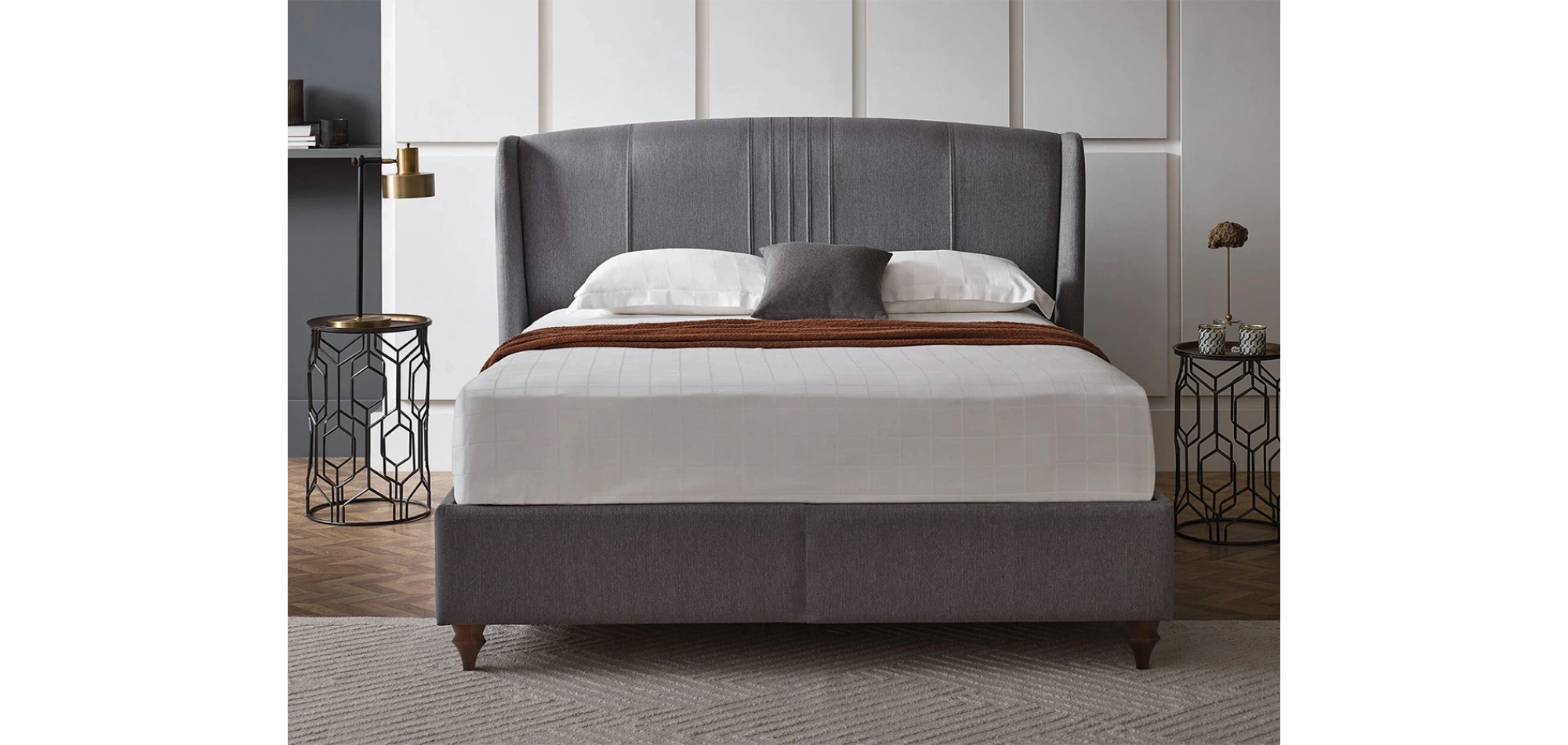 Travis New Baza ve Ronda New Başlık 140x200