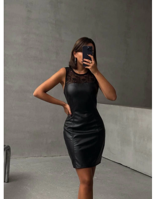 DANTEL DETAY BELDEN OTURTMALI MİNİ DERİ ELBİSE SİYAH