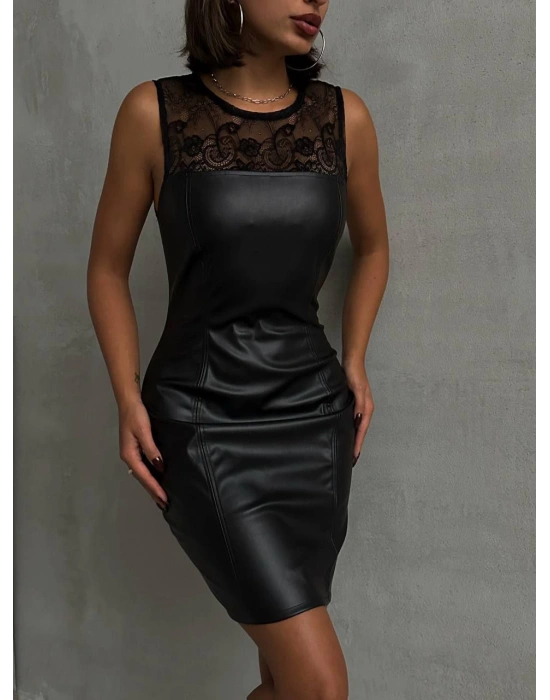 DANTEL DETAY BELDEN OTURTMALI MİNİ DERİ ELBİSE SİYAH