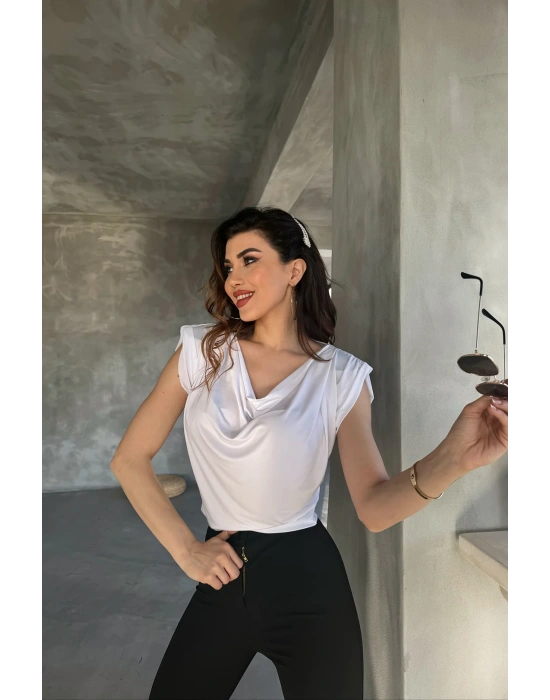 DEGAJE YAKA VATKALI BLUZ-SİYAH