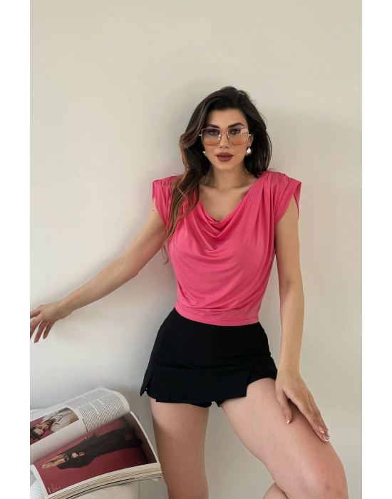 DEGAJE YAKA VATKALI BLUZ-SİYAH