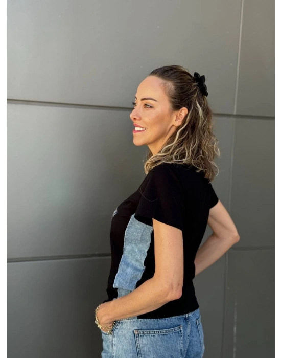 KOT DETAY PULLU TİŞÖRT SİYAH