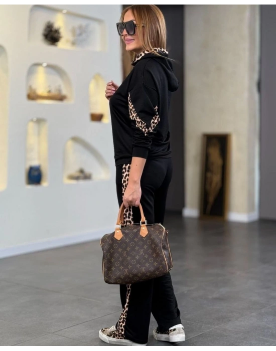 LEOPAR DETAY KAPÜŞONLU EŞOFMAN TAKIMI