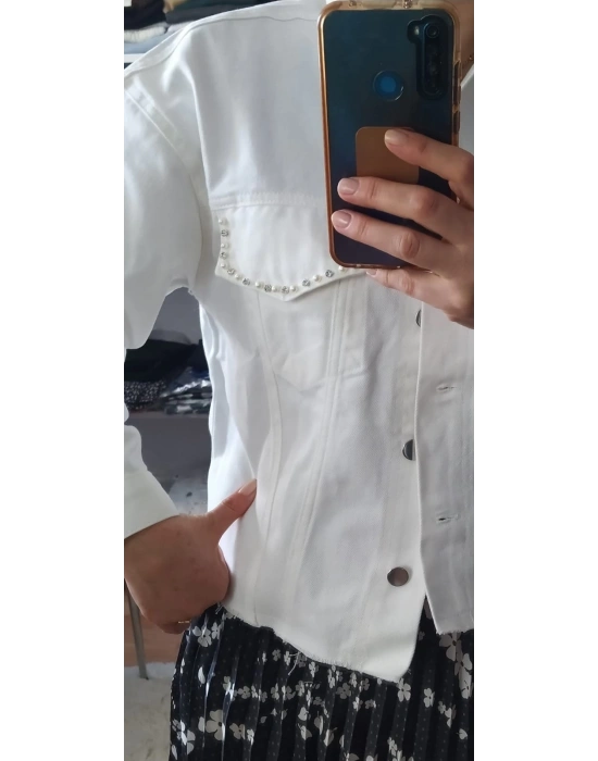 TAŞ İŞLEMELİ KOT CEKET-BEYAZ