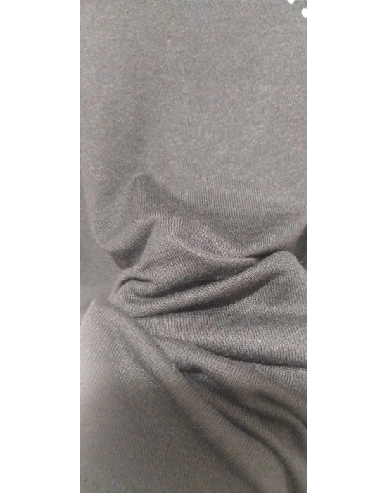 V YAKA TAŞ İŞLEMELİ SİYAH BLUZ