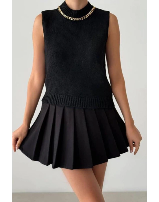 YARIM BALIKÇI KENDİNDEN ZİNCİR KOLYE DETAYLI TRİKO