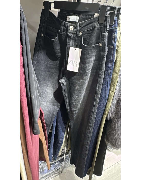 ZR MARKA MODEL BOYFİT DAR KALIP JEAN SİYAH