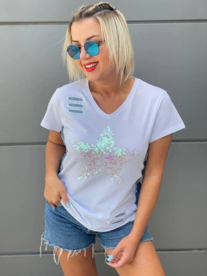 KOT DETAY PULLU TİŞÖRT BEYAZ