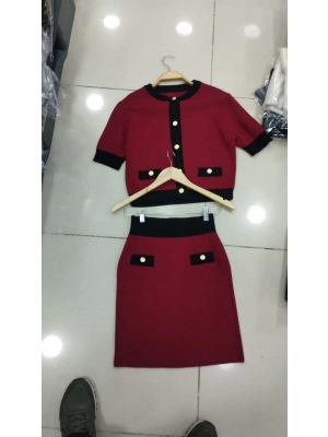 KISA ETEKLİ GOLD DÜĞMELİ TRİKO TAKIM BORDO