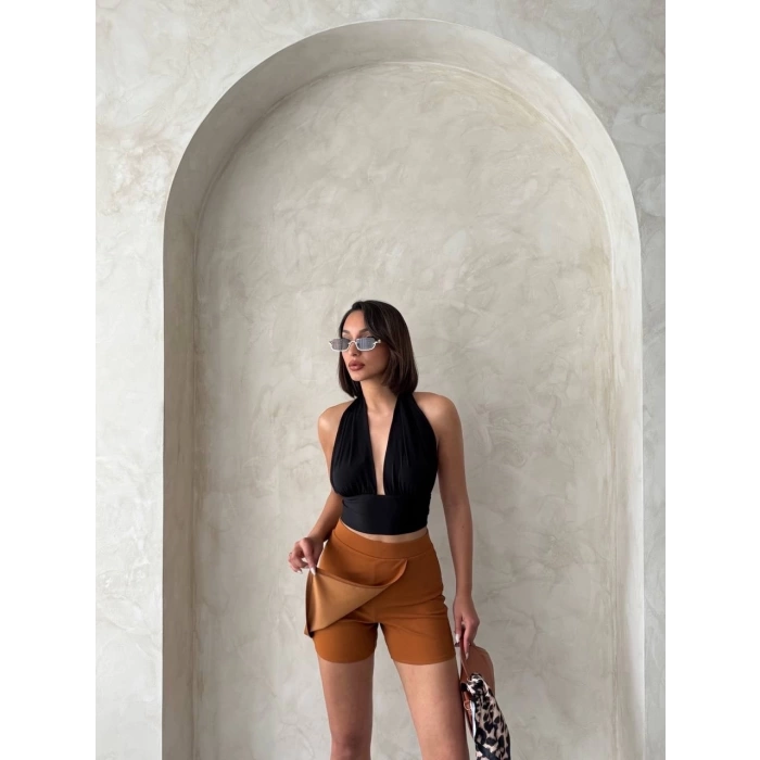 Kapaklı şort etek camel s208