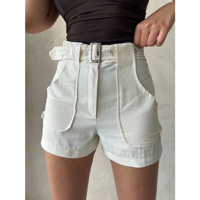 Kemer detaylı gabardin şort krem s25289