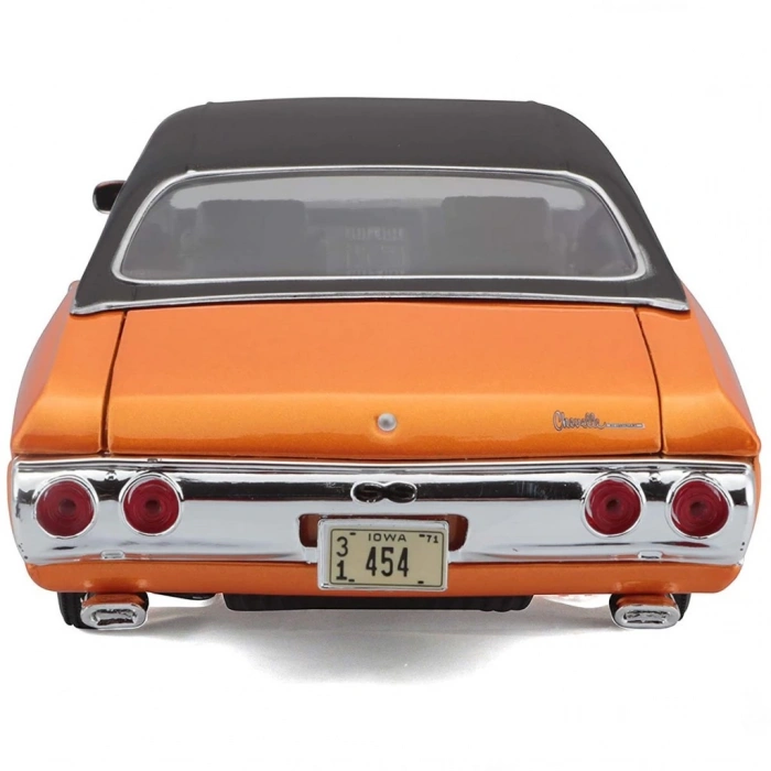 Nessiworld  1:18 71 Chevrolet Sport