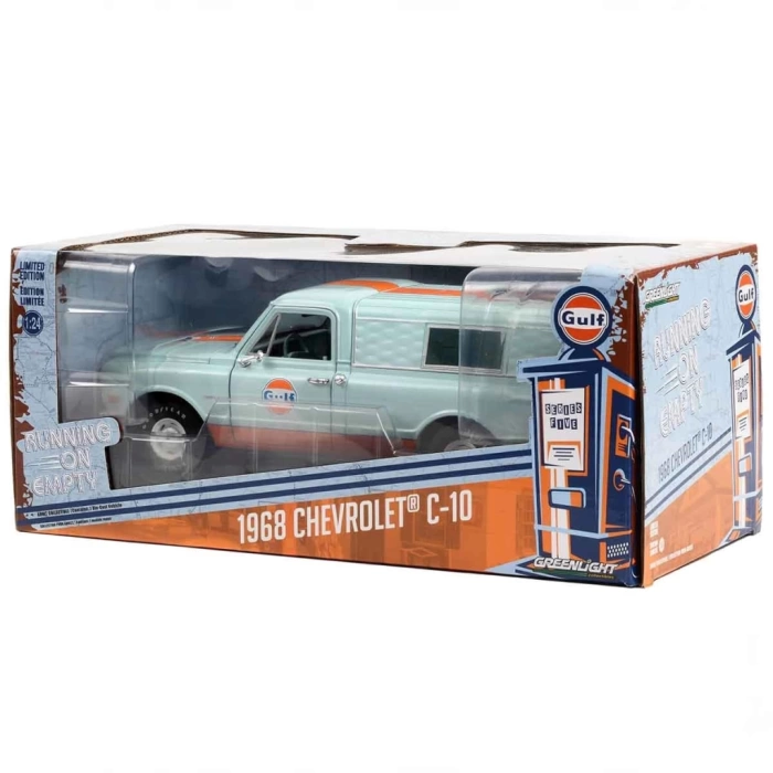 Nessiworld Greenlight 1:24 1968 Chevy C-10 Pickup Light Blue