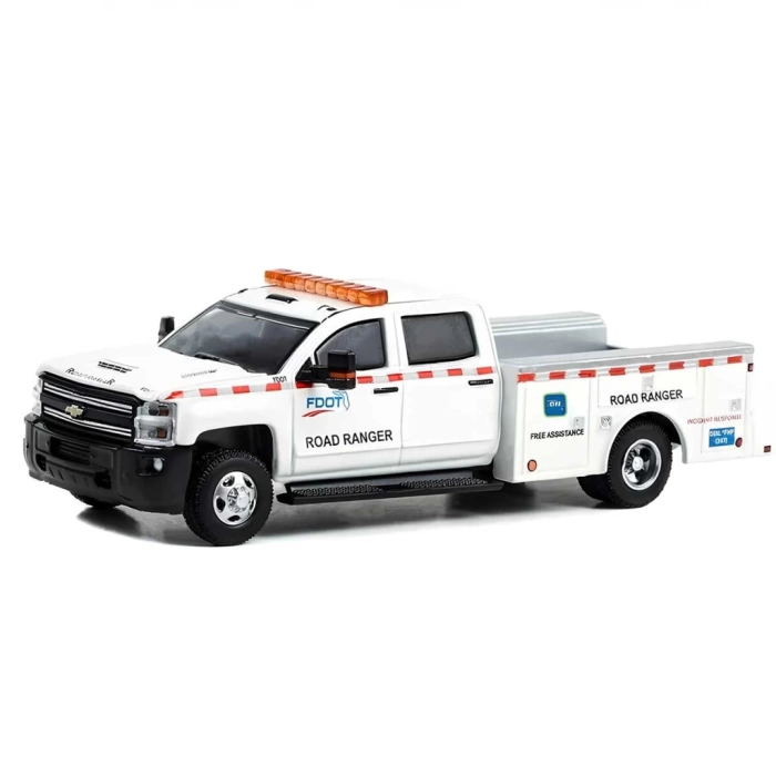 NessiWorld Greenlight 1/64 2018 Chevrolet Silverado 3500 Dually Truck