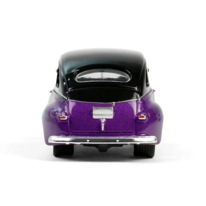 Nessiworld Greenlight 1/64 California Lowriders Series 6- 1946 Fordor Super Deluxe