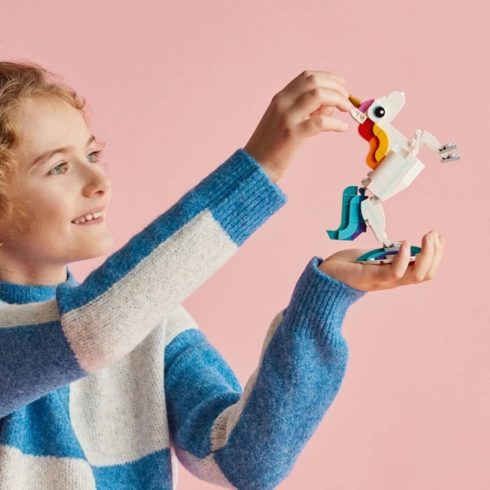 Nessiworld LEGO Creator Sihirli Tek Boynuzlu At 31140